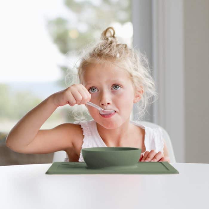 ezpz szilikon tal zold kislany